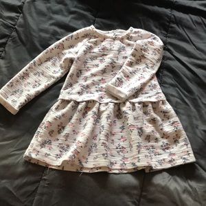 White flower print sweater dress